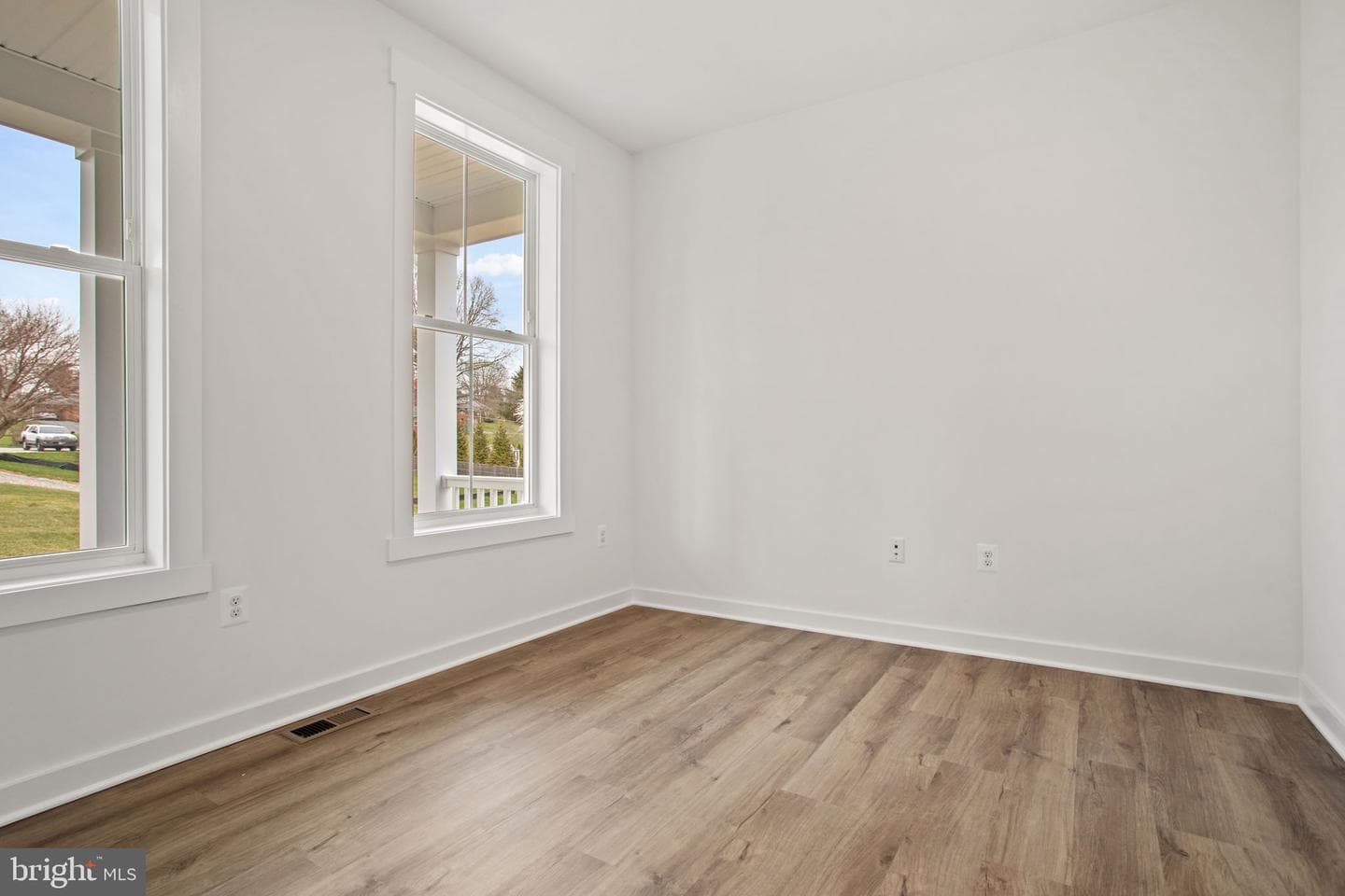 5 Fox Rock Drive photo 37
