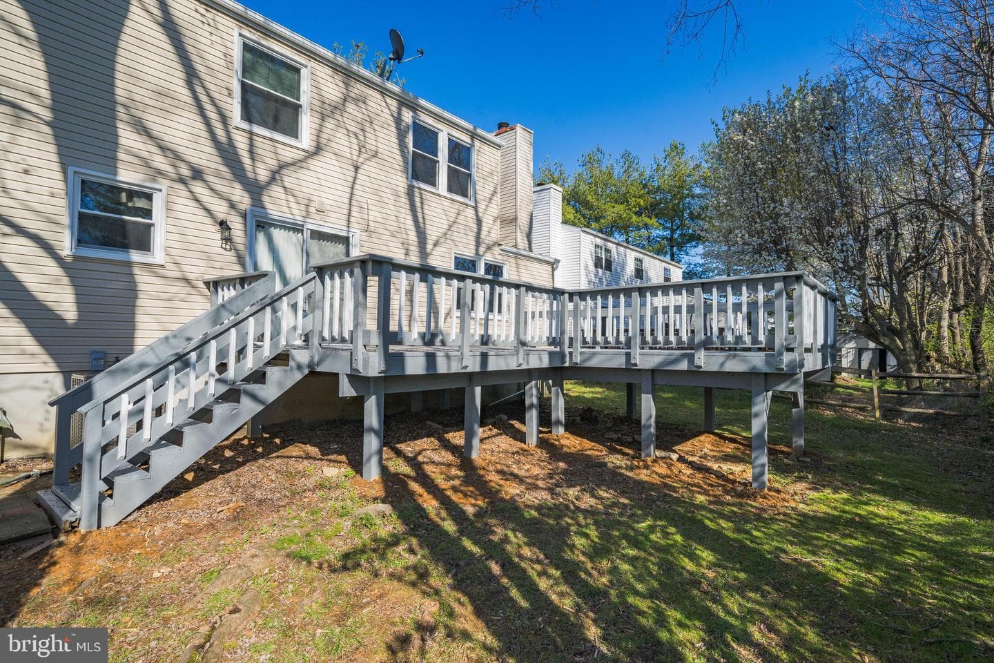 5652 Singletree Drive photo 4