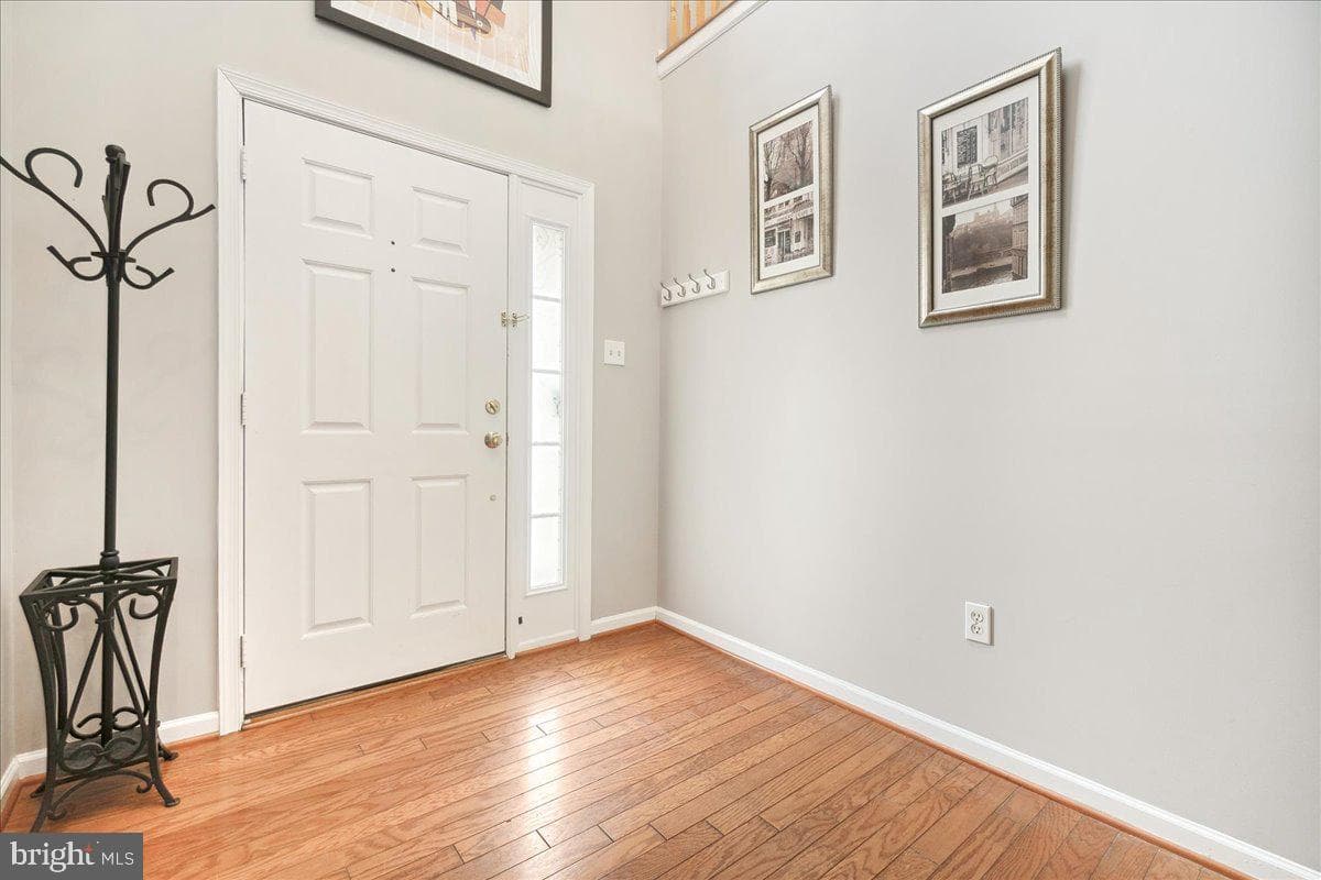 7259 Parkers Farm Lane photo 12
