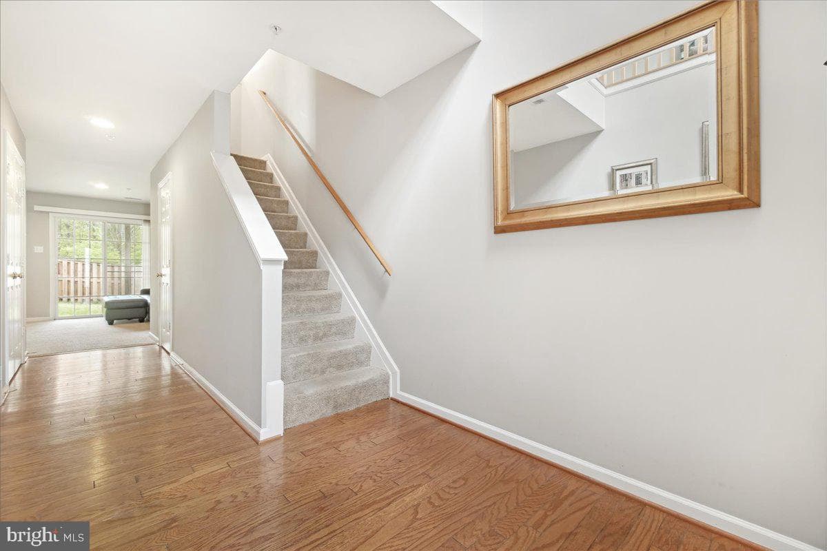 7259 Parkers Farm Lane photo 13