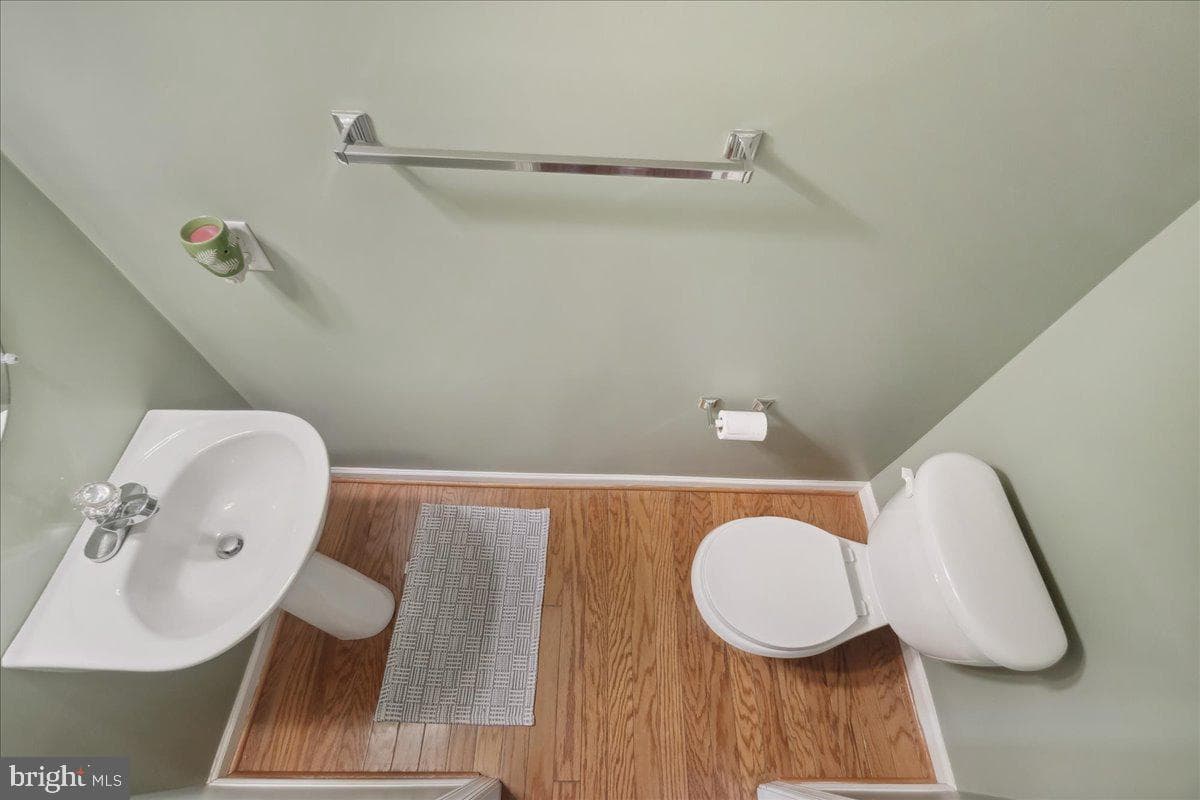 7259 Parkers Farm Lane photo 14