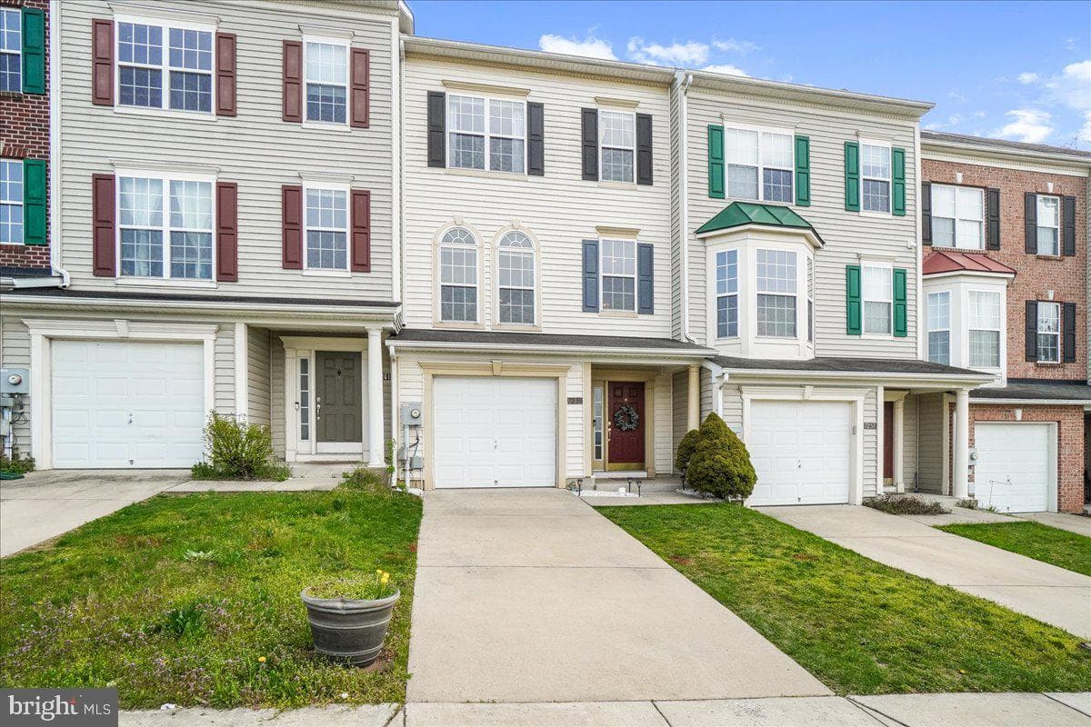 7259 Parkers Farm Lane photo 2