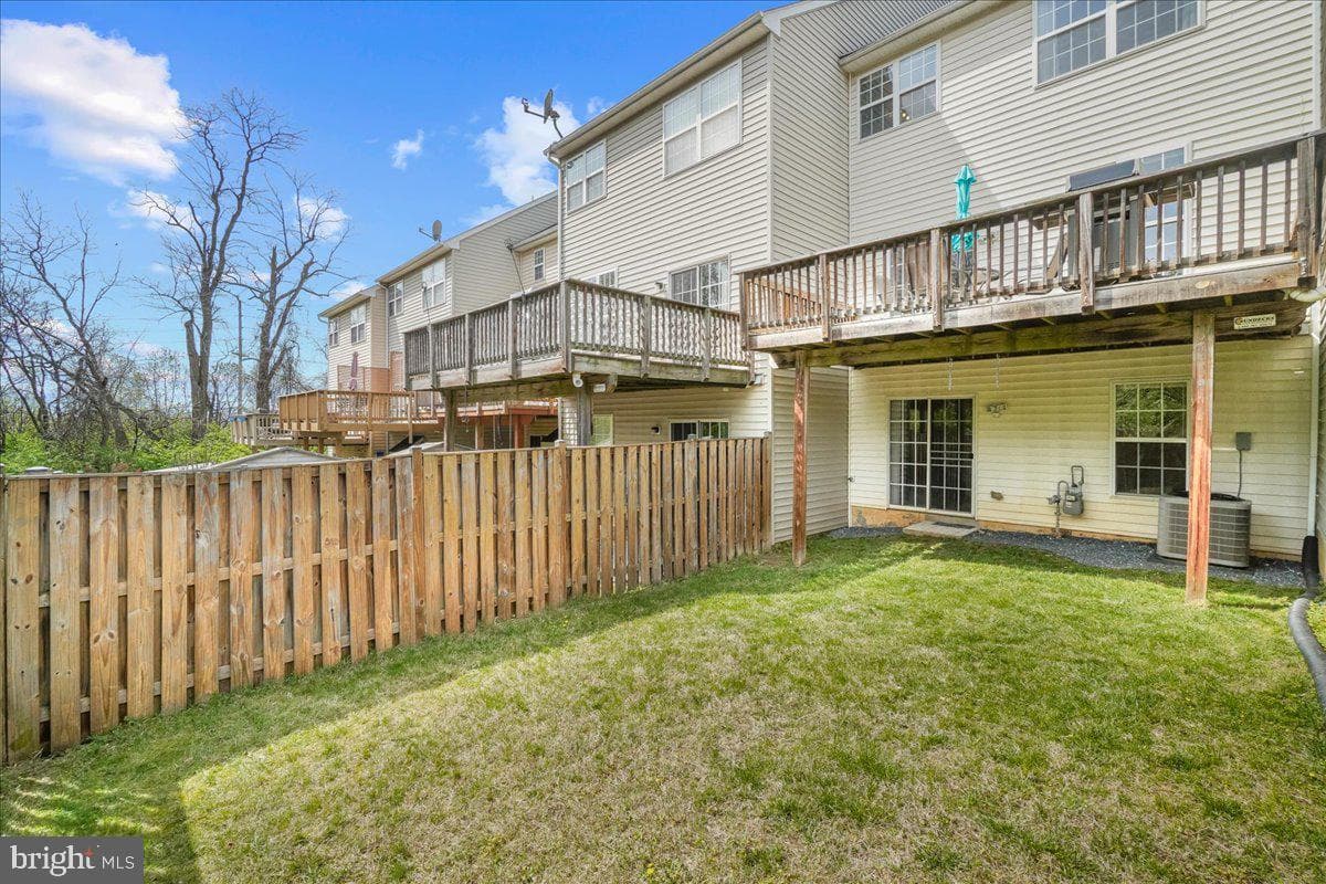 7259 Parkers Farm Lane photo 27