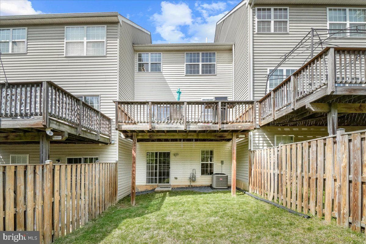 7259 Parkers Farm Lane photo 29
