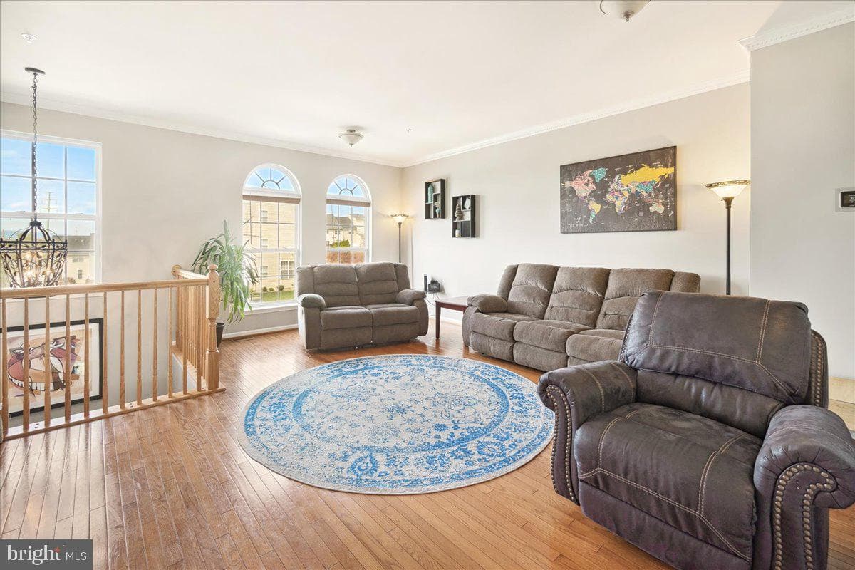 7259 Parkers Farm Lane photo 3