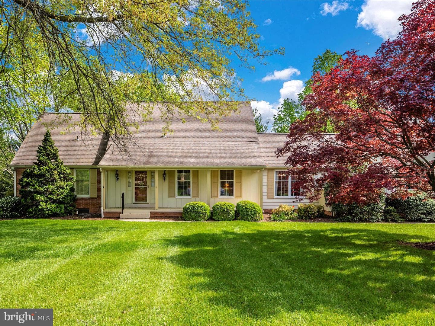6912 Greenvale Court photo 1