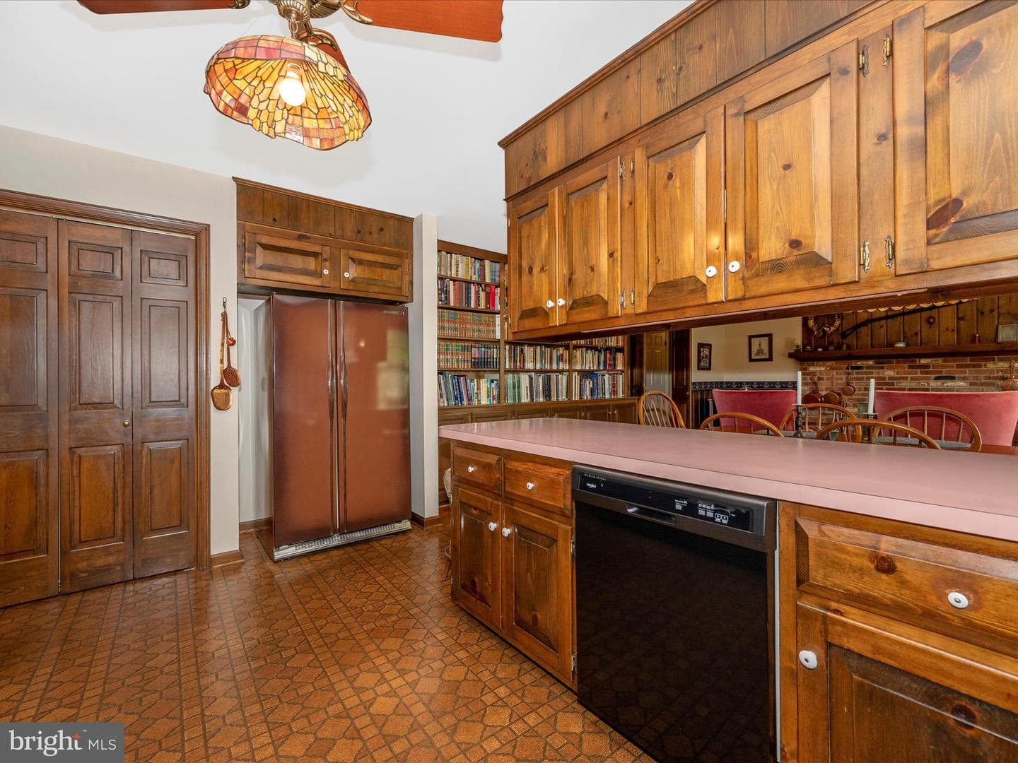 6912 Greenvale Court photo 15