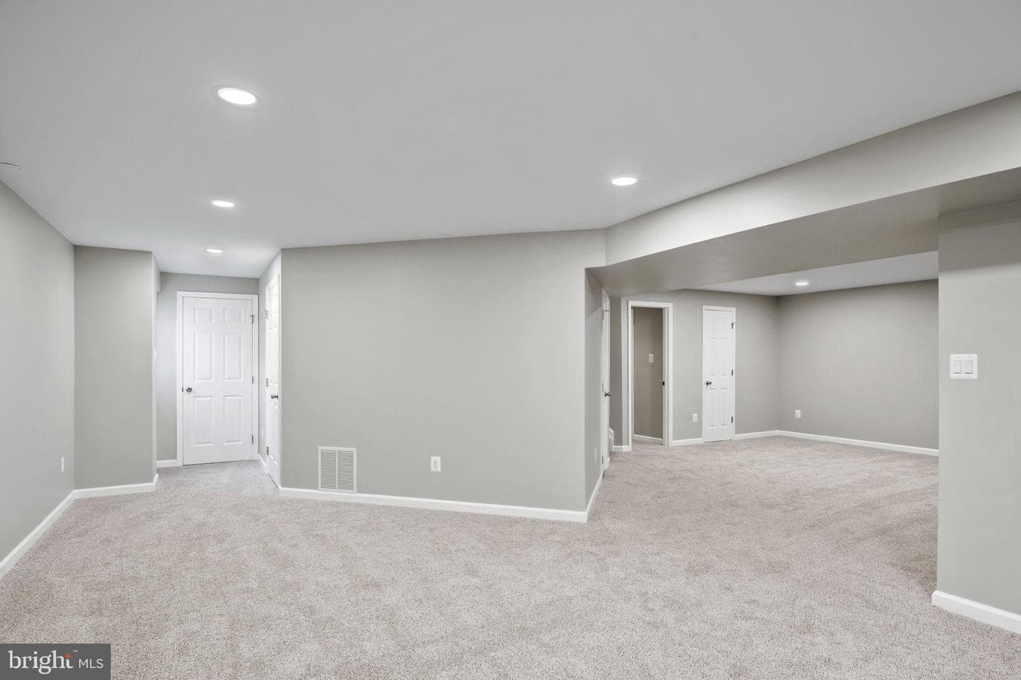 5815 Drexal Avenue photo 37
