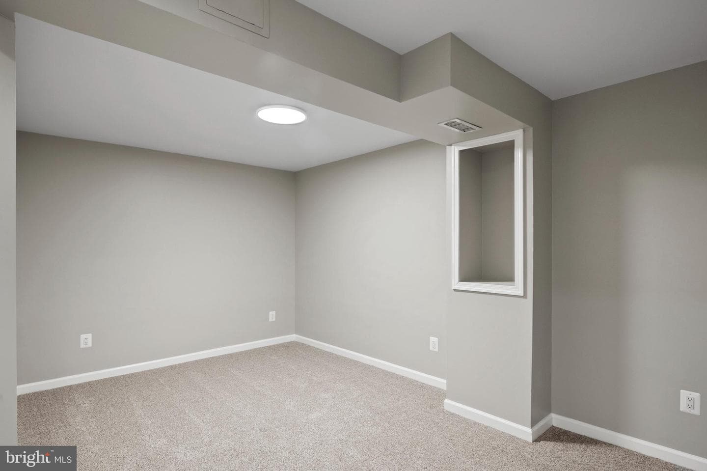 5815 Drexal Avenue photo 40