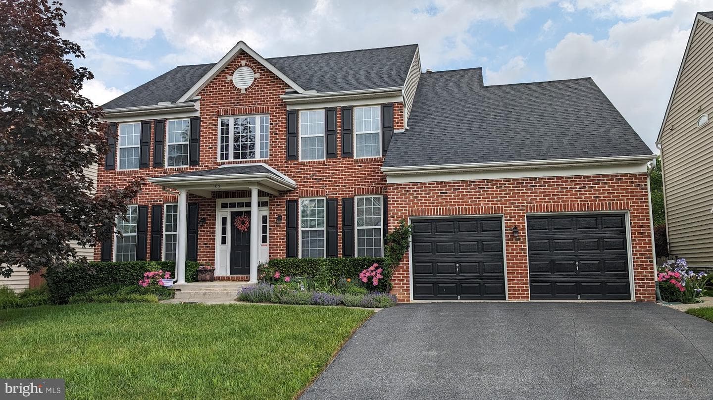 105 Wheeler Lane photo 1