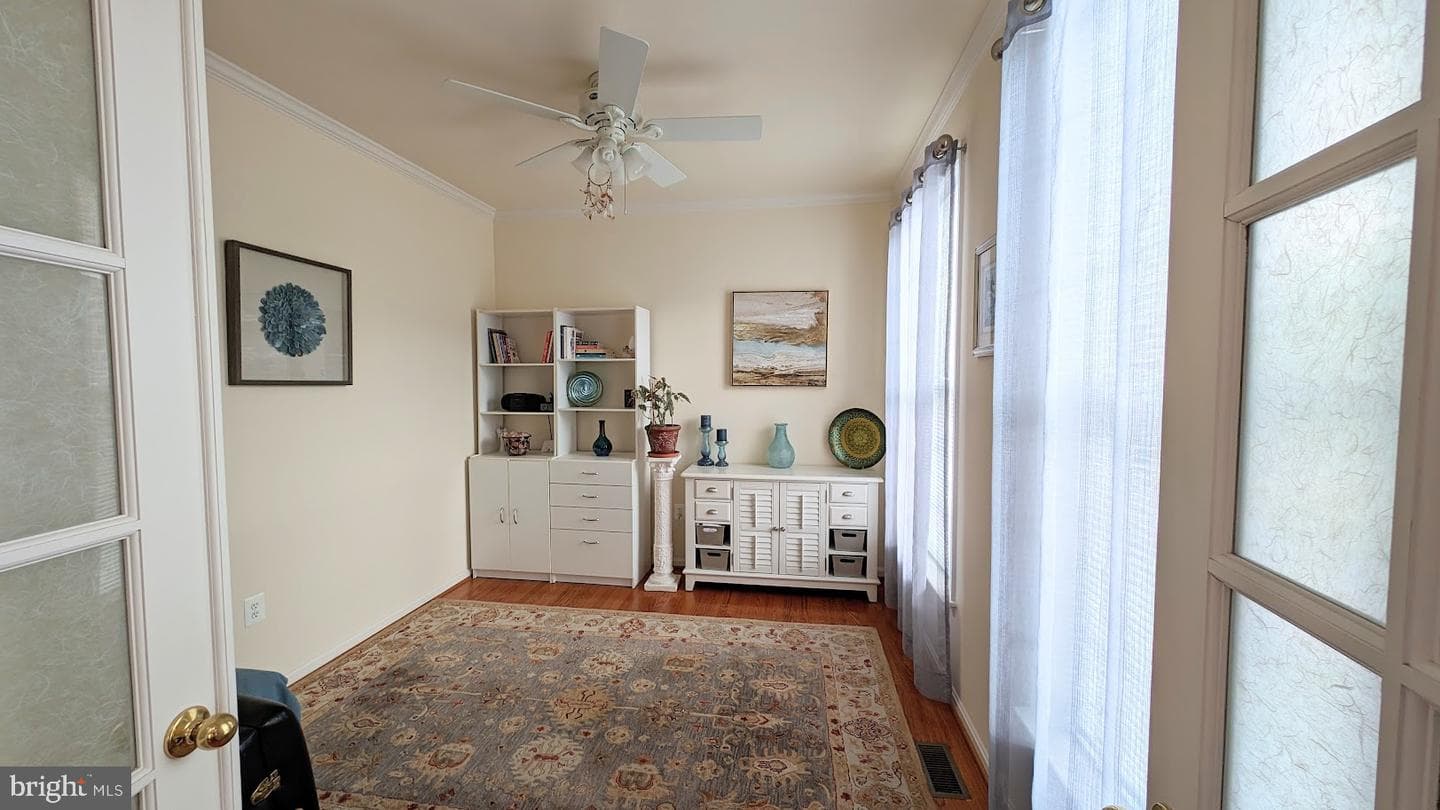 105 Wheeler Lane photo 17