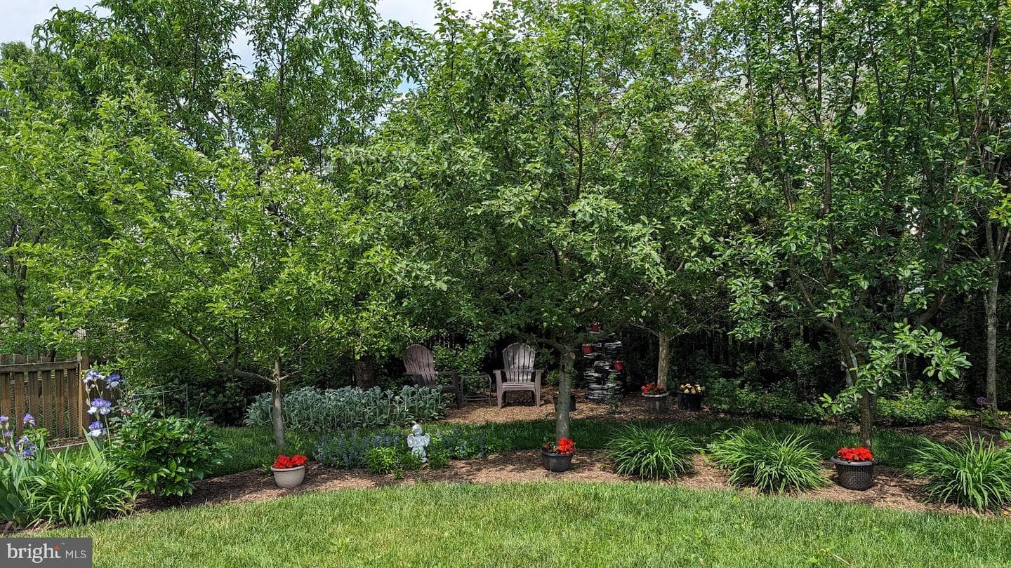105 Wheeler Lane photo 42