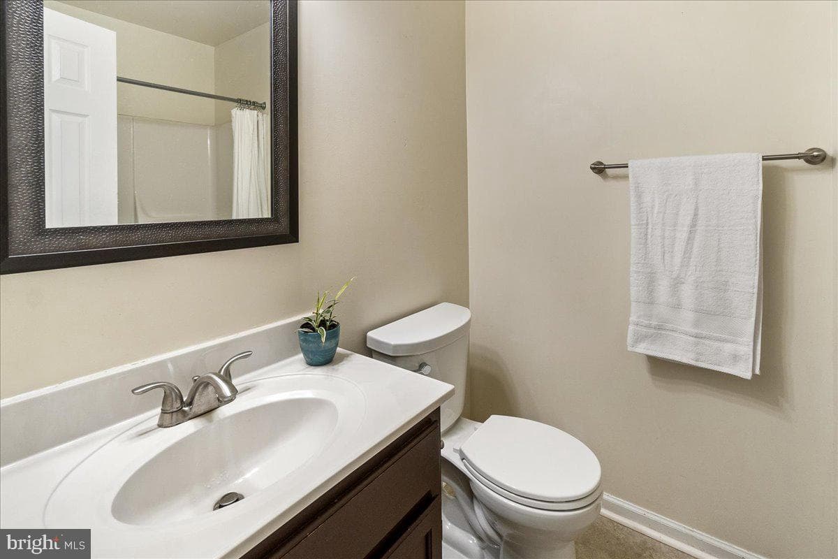 1021 Cheryls Court photo 18