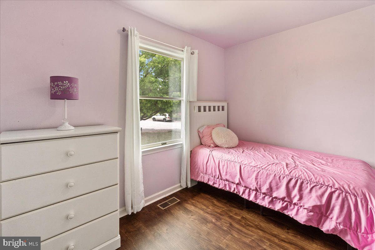 1021 Cheryls Court photo 23
