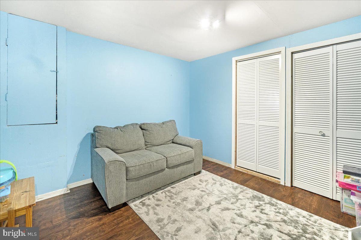 1021 Cheryls Court photo 30