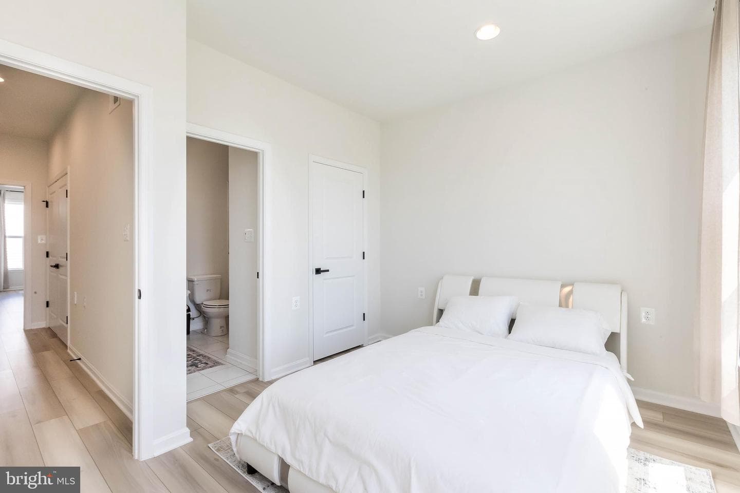 1096 Holden Road photo 29