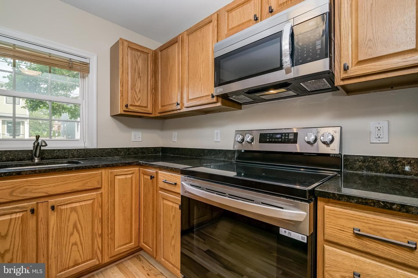 401 Broadway Street photo 13