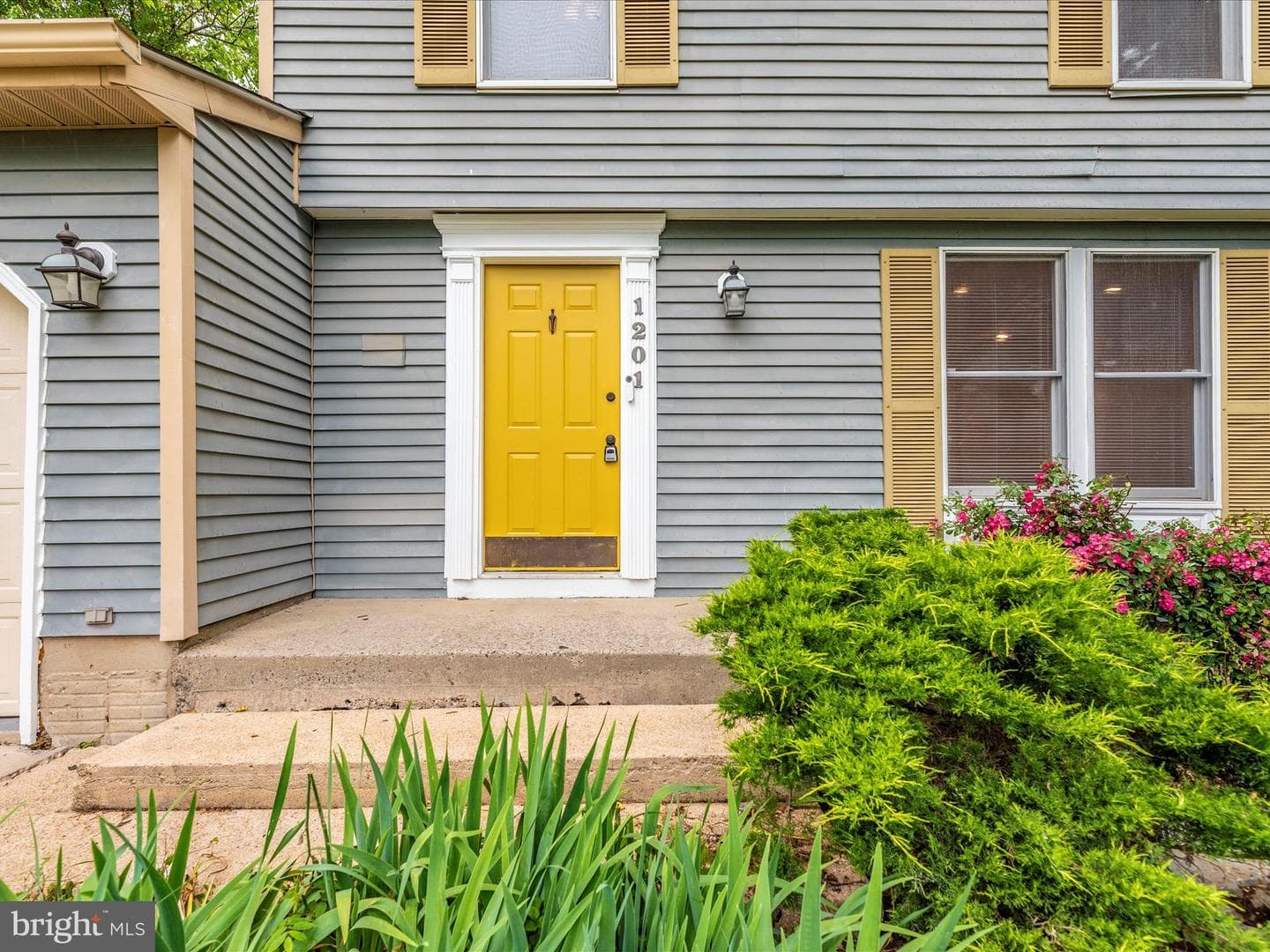 1201 Conewago Drive photo 2