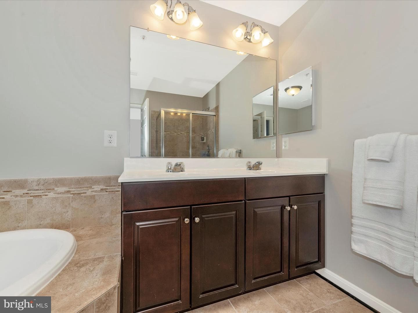 634 Cawley Drive photo 26