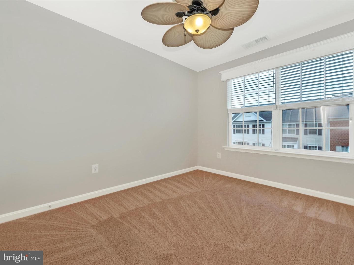 634 Cawley Drive photo 29