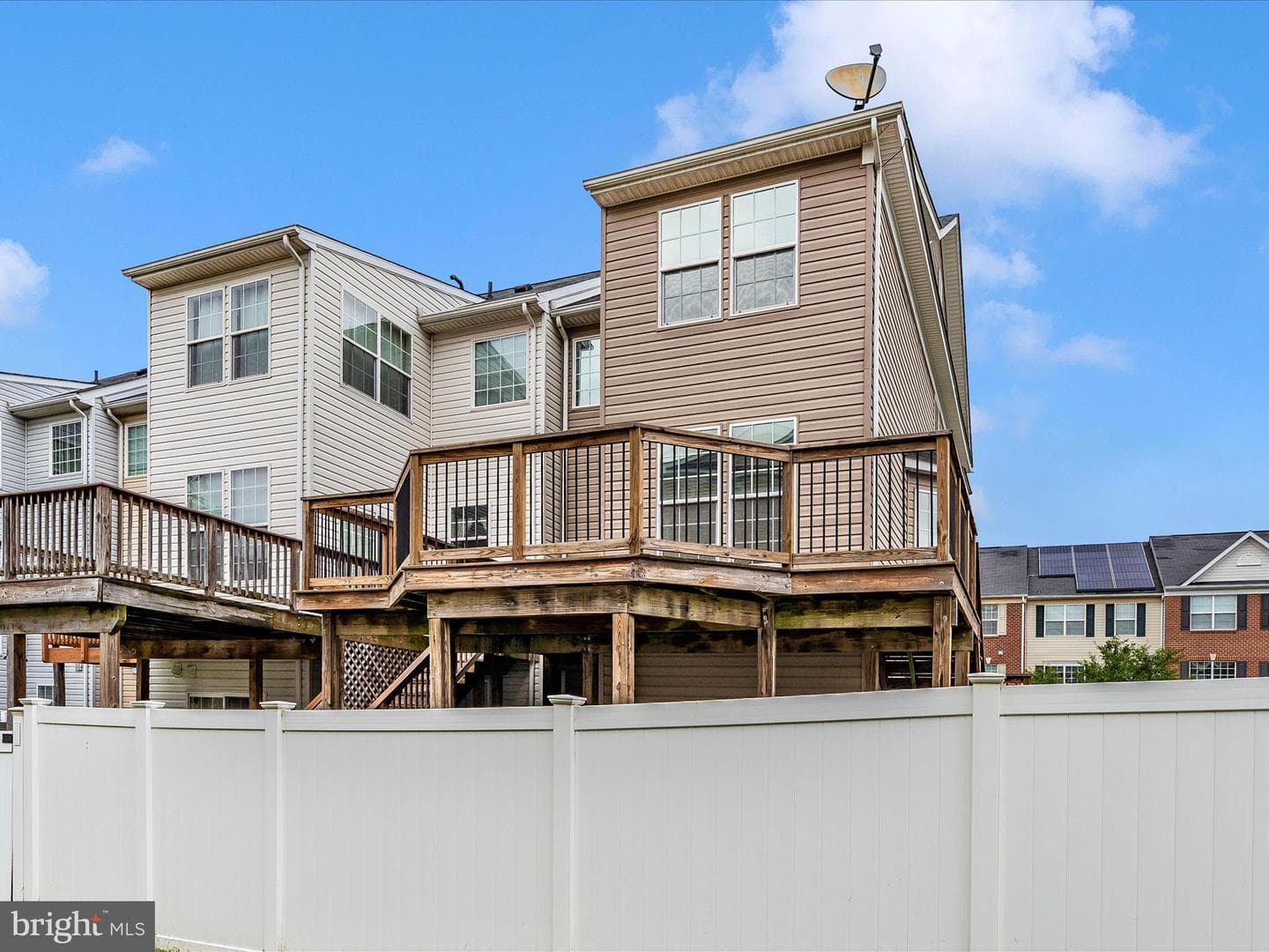 634 Cawley Drive photo 40