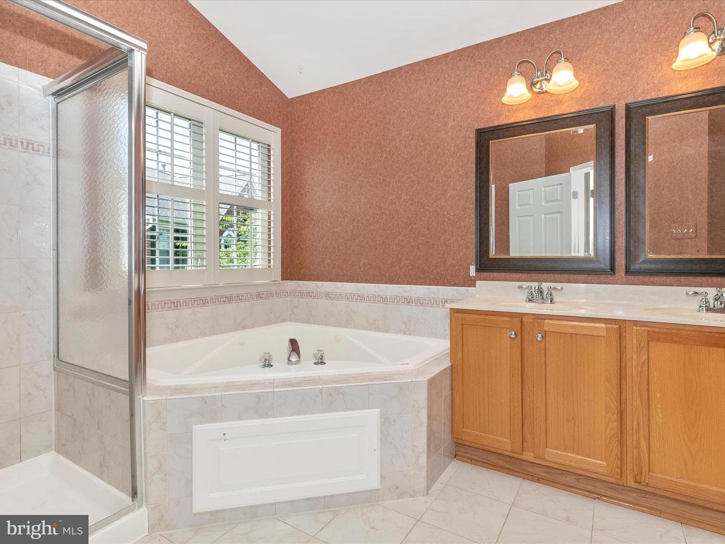 1802 Black Walnut Court photo 26