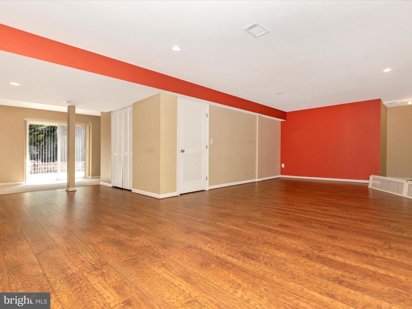 1802 Black Walnut Court photo 36