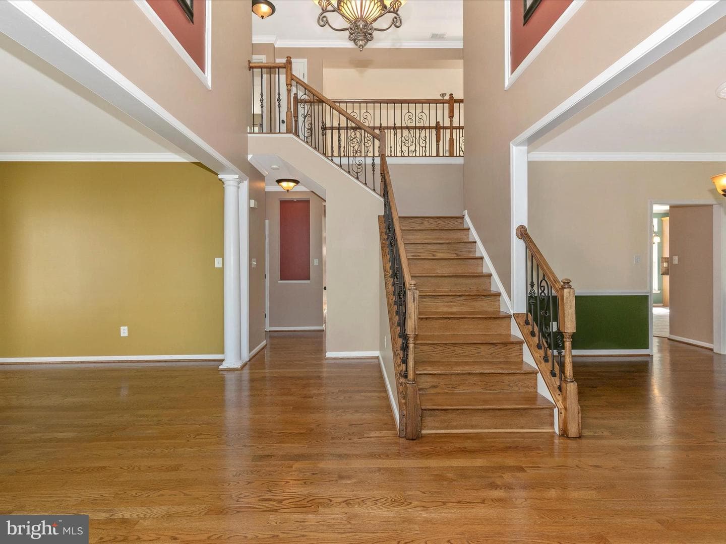 1802 Black Walnut Court photo 4
