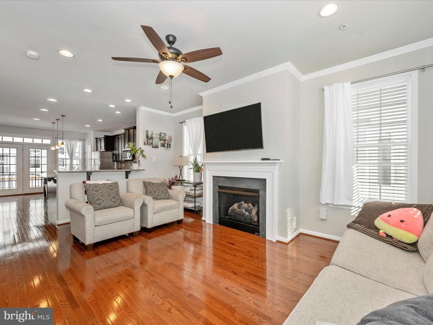 213 Spring Bank Avenue photo 10
