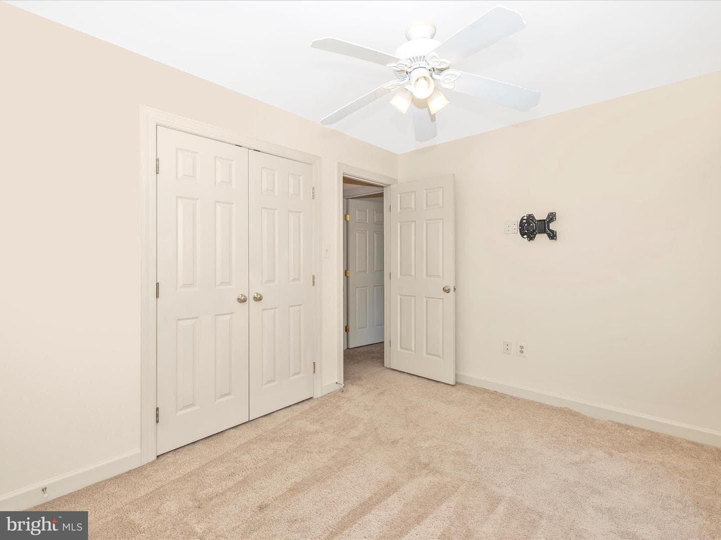 5261 Bamburg Court photo 40