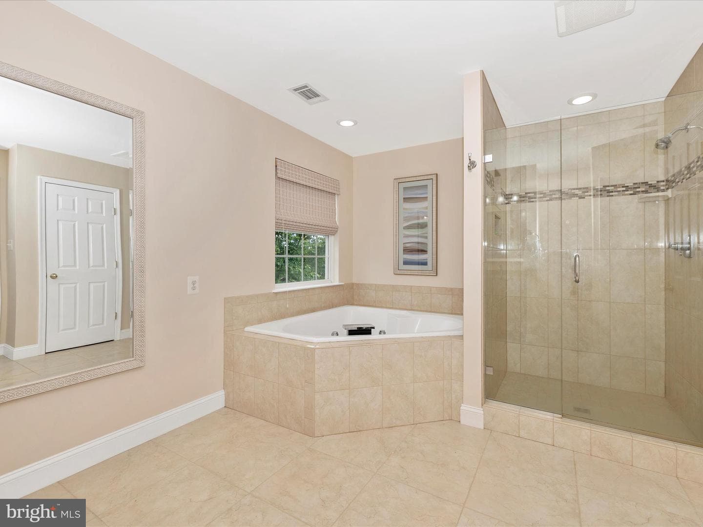2408 Steepleview Court photo 28