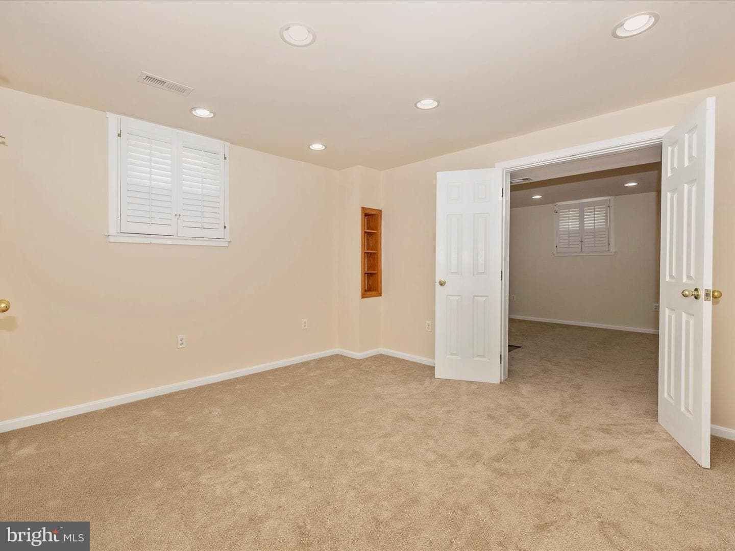 2408 Steepleview Court photo 36