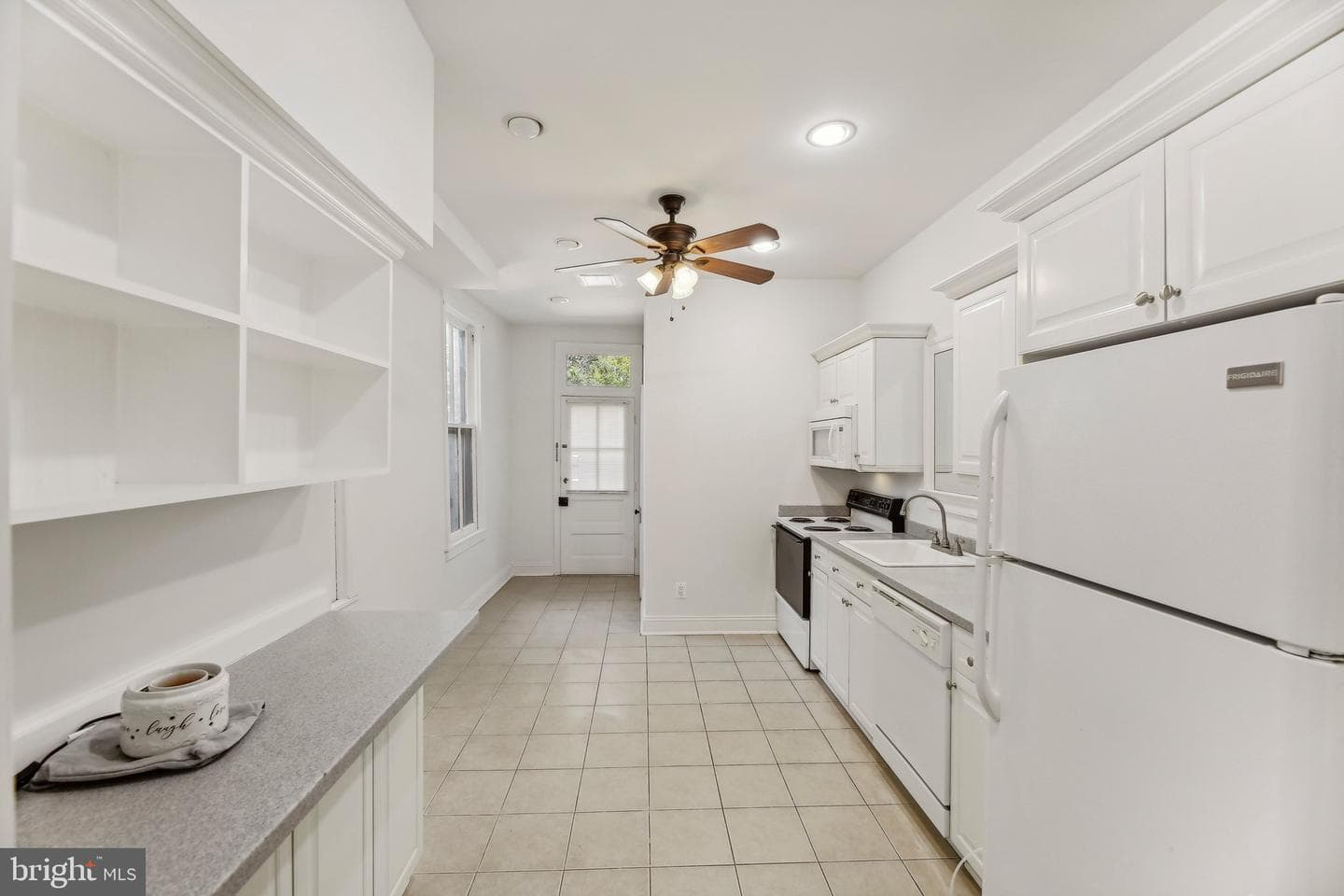 17 W 5th Street photo 12