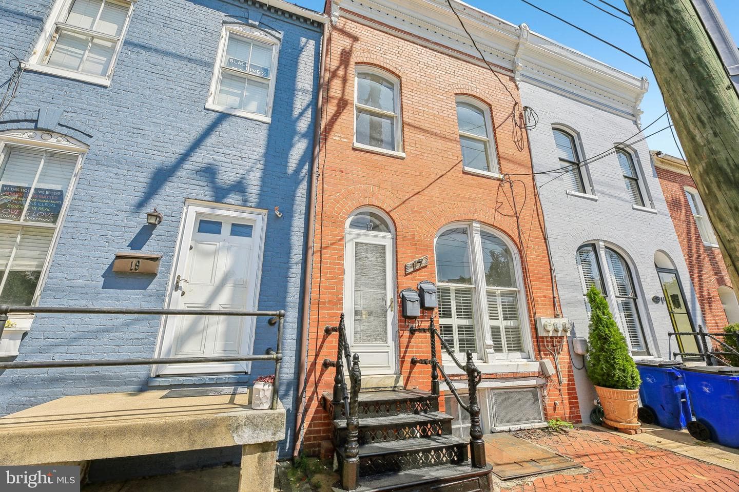 17 W 5th Street photo 3