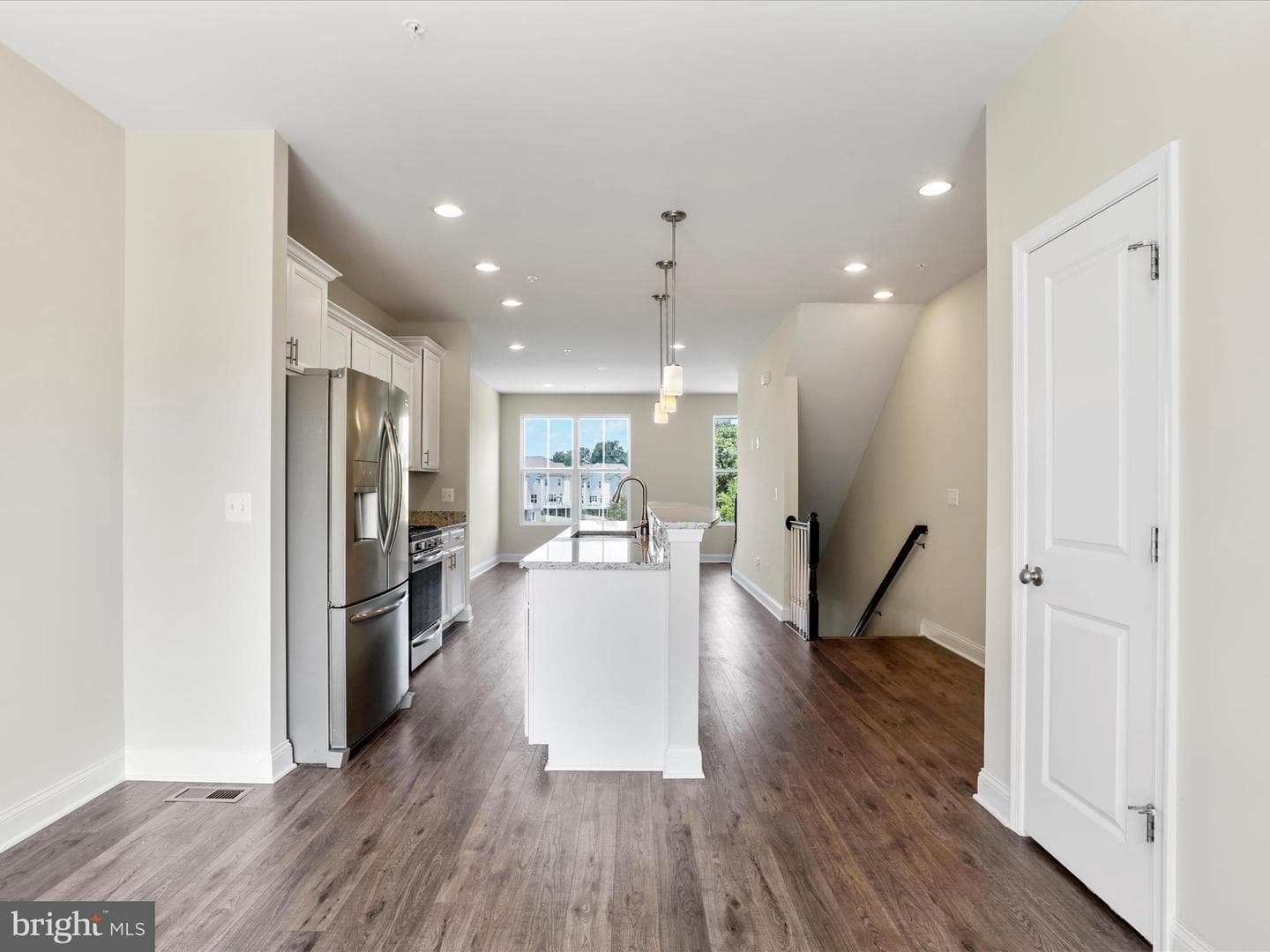 7177 Macon Street photo 6
