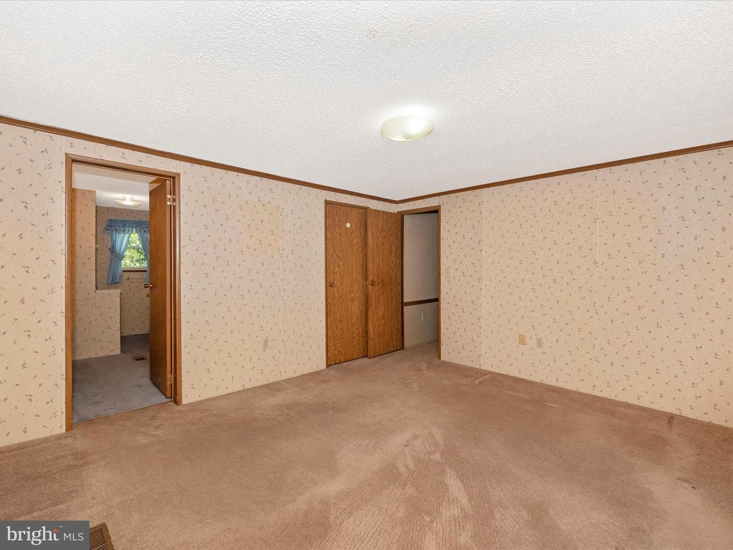 13914 Prospect photo 26