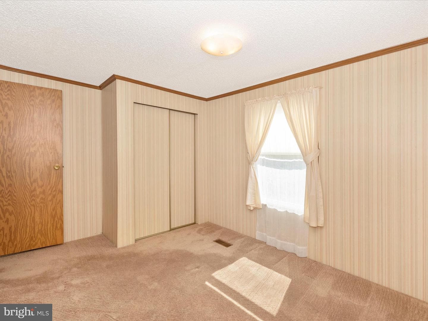 13914 Prospect photo 37