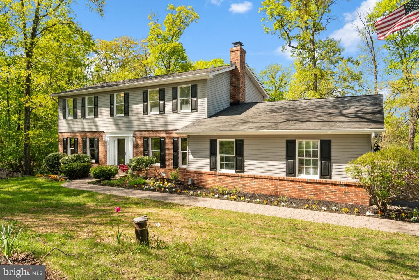 5323 Concord photo 1