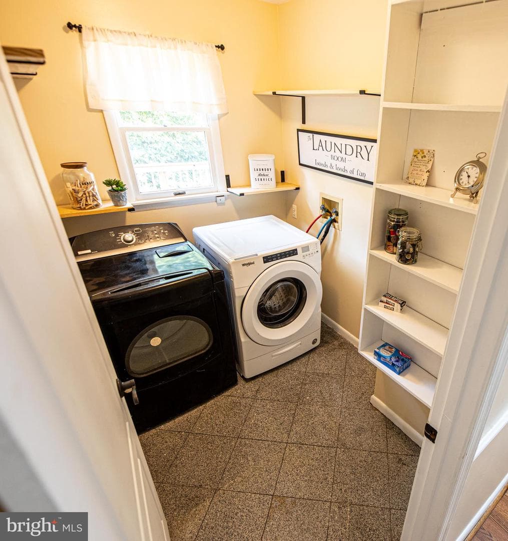 5323 Concord photo 24