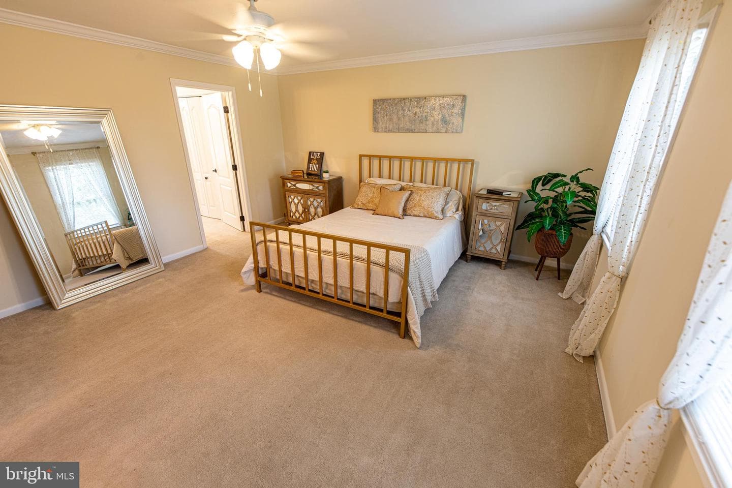 5323 Concord photo 28