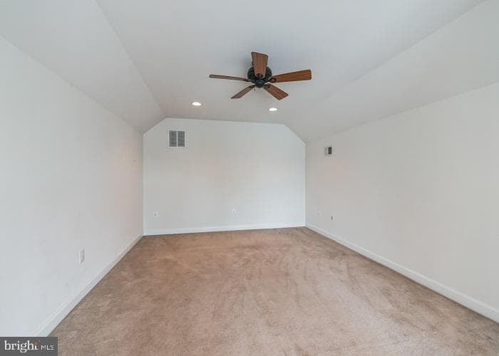 204 Polaris Drive photo 16