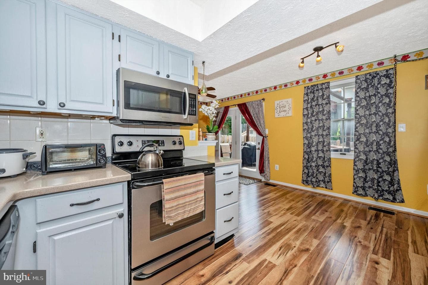 6315 New Haven Court photo 19