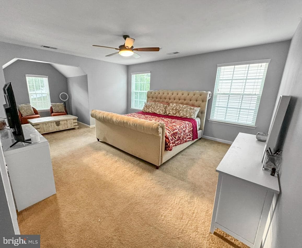 1816 Regiment Way photo 11