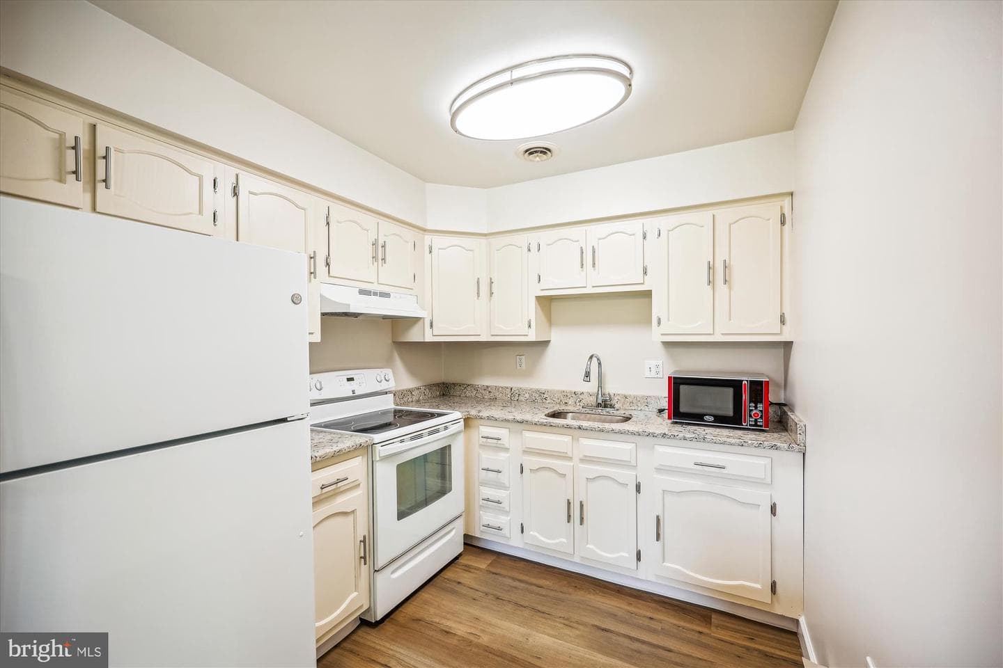 7040 Basswood Road #11 photo 13