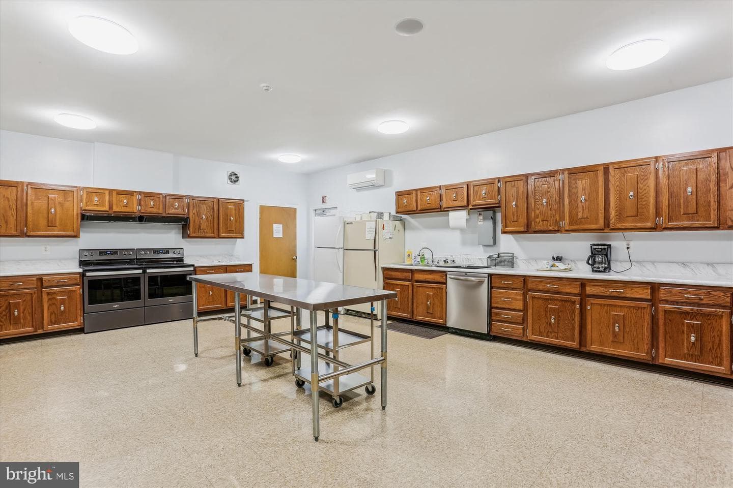 7040 Basswood Road #11 photo 41