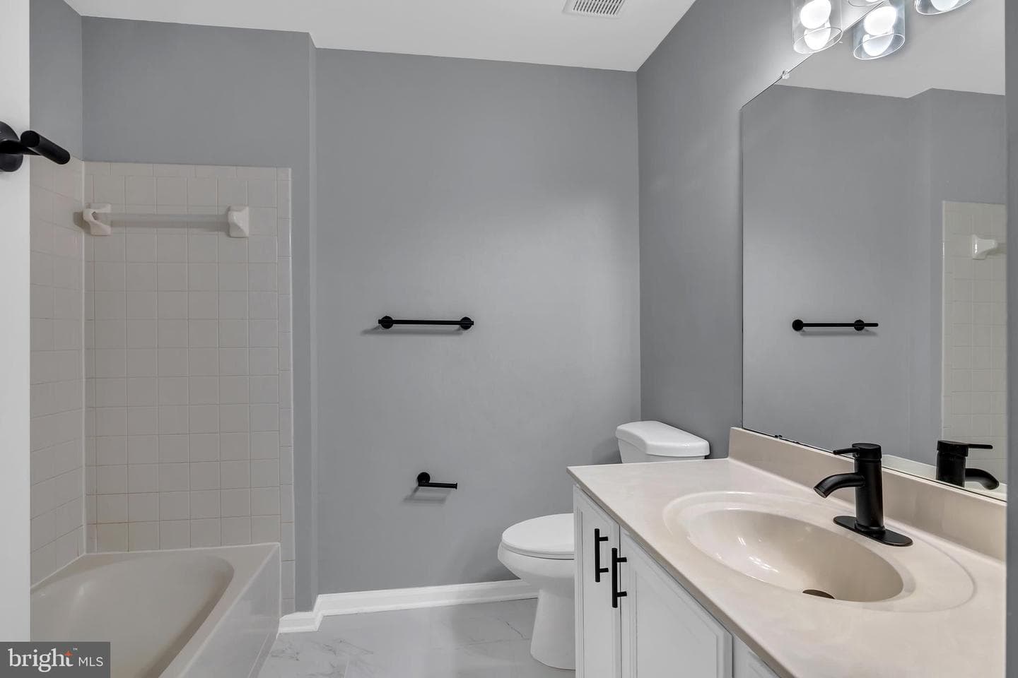 5512 Upshur Square photo 10