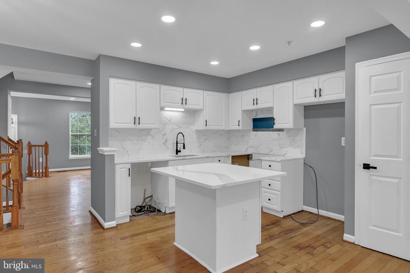 5512 Upshur Square photo 31