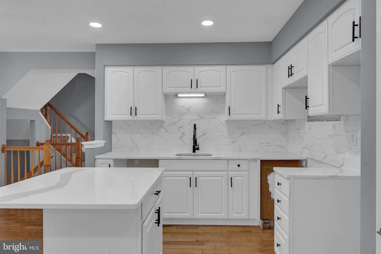5512 Upshur Square photo 32
