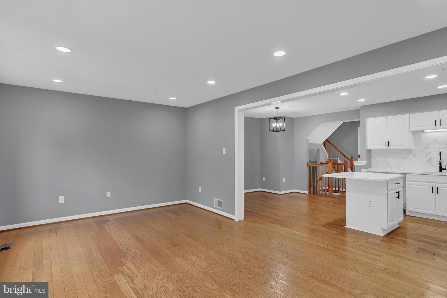 5512 Upshur Square photo 34