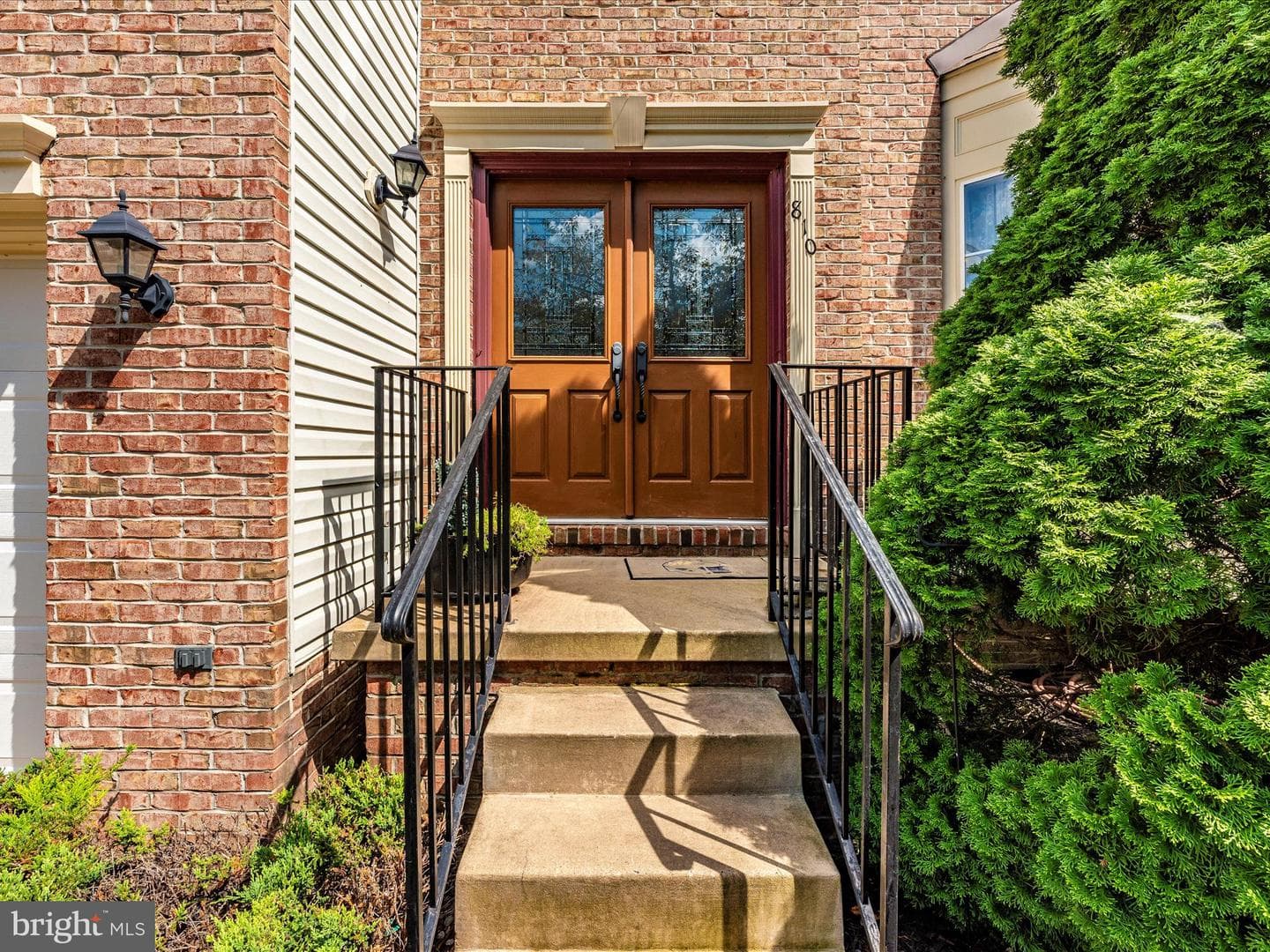 810 Geronimo Drive photo 2